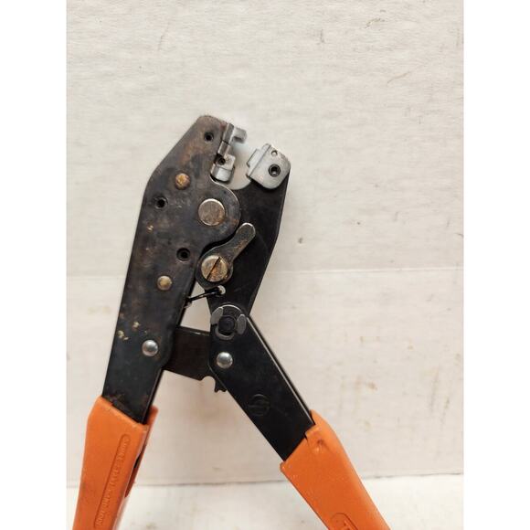 Rare hard to find Thomas & Betts Shure Stake WT1806 ratchet Manual Crimp Tool - Picture 6 of 7